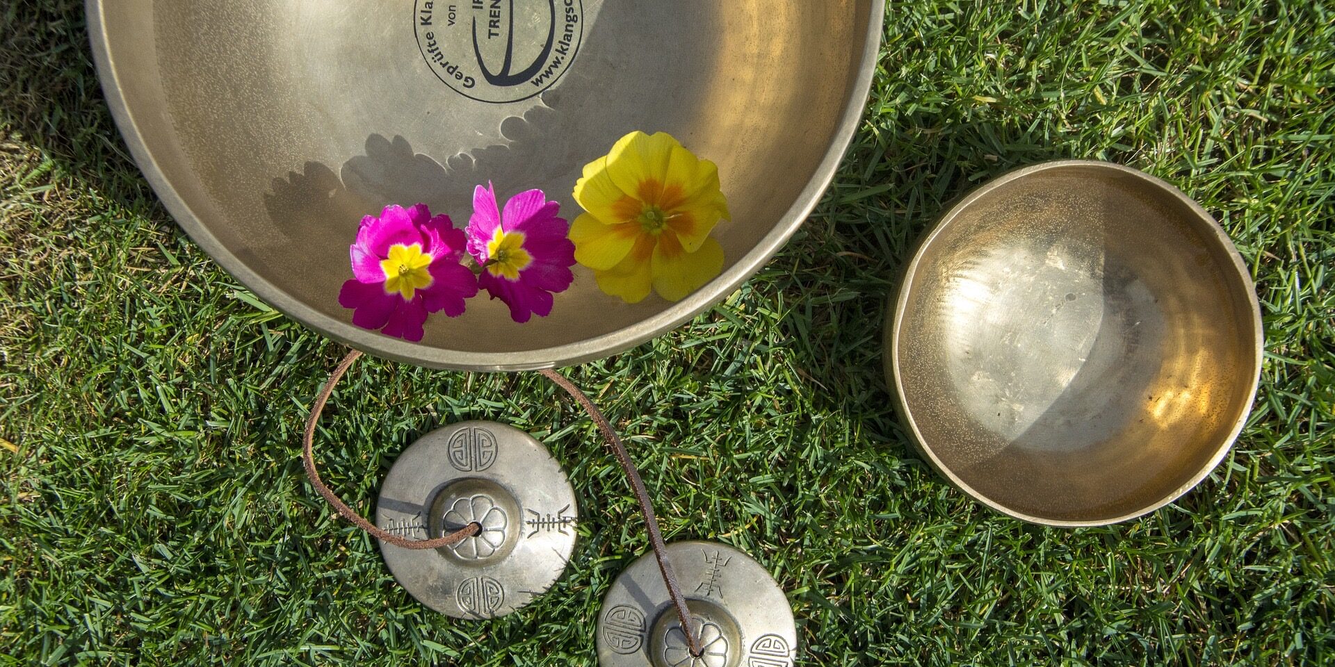 meditation sound bowls