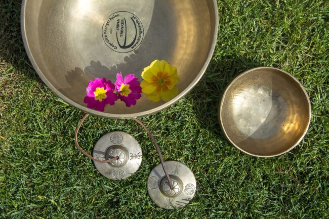 meditation sound bowls